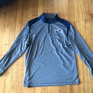 ✨PRICE DROP✨ Never Worn Patriots quarter-zip 🏈
